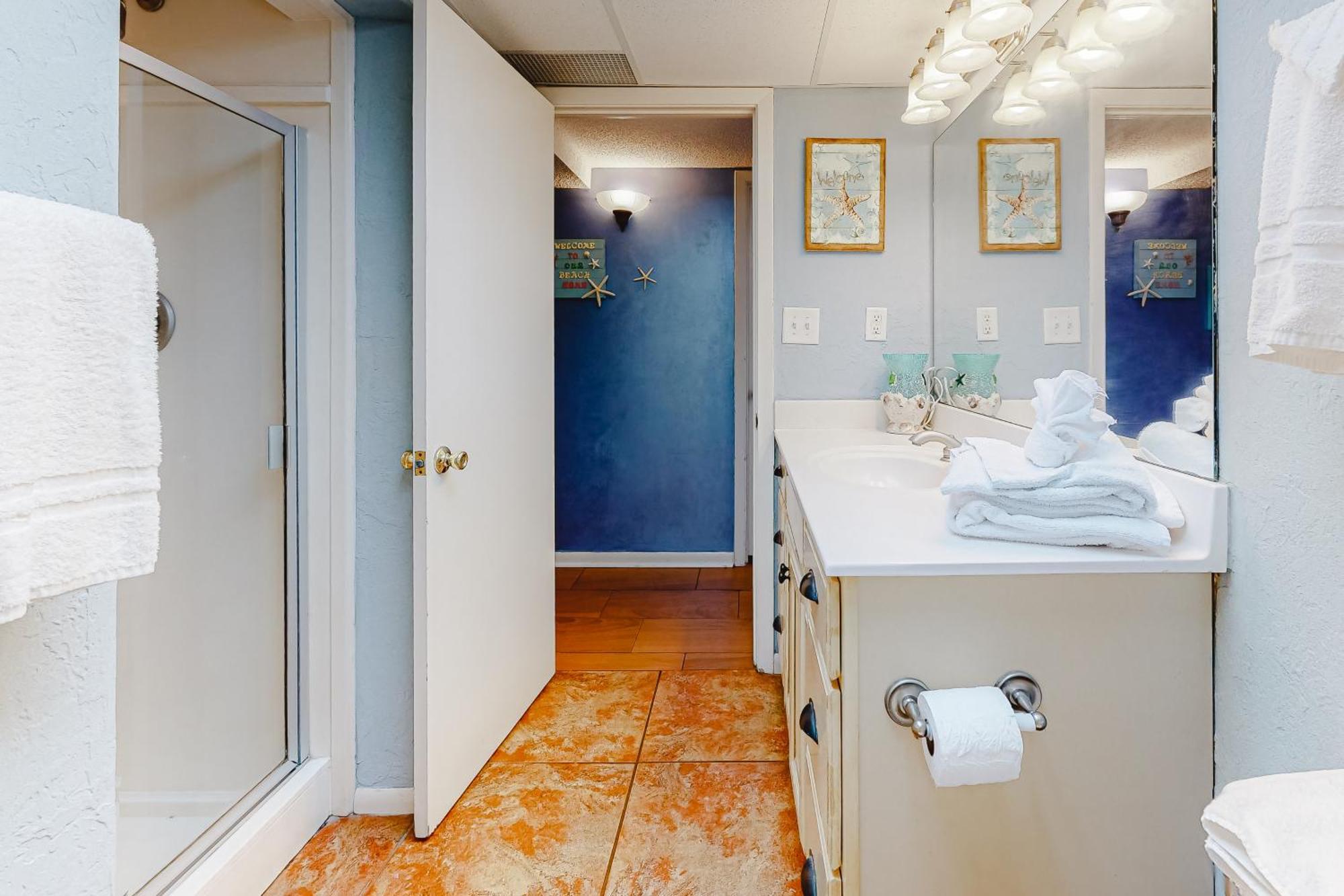 The Gulf Tower Condos Gulf Shores Room photo